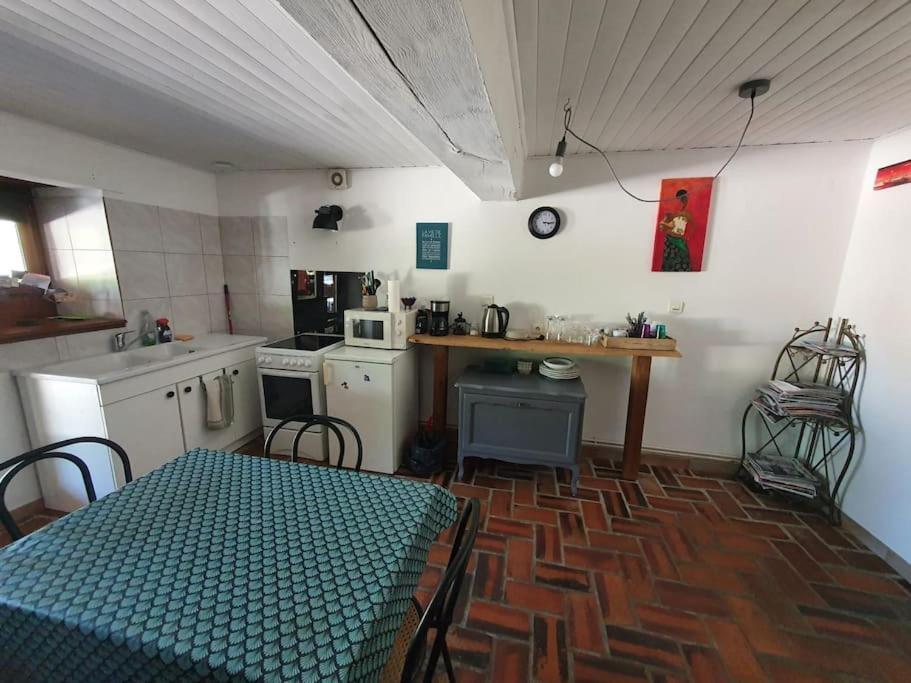 Dependance Pour 1 A 4 Pers Au Calme Dans Propriete Villa Marboz Exterior photo